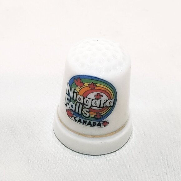 Niagara Falls Canada Thimble Souvenir Porcelain Vintage 1" White Maple Leaf - Picture 6 of 7